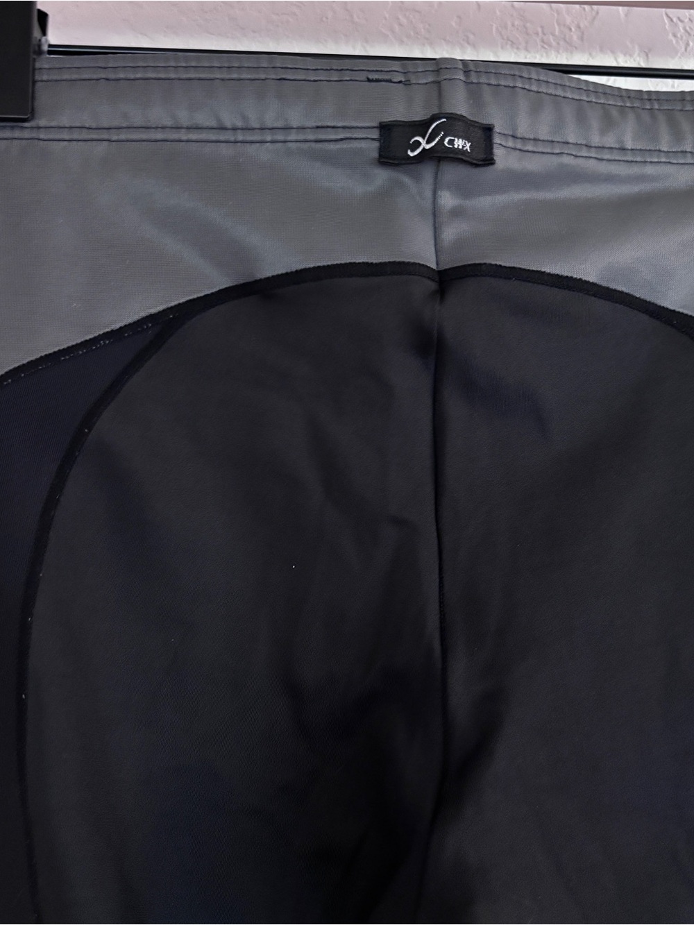 CW-X Compression Running Leggings Size M Black Gray Athletic - Picture 4 of 8